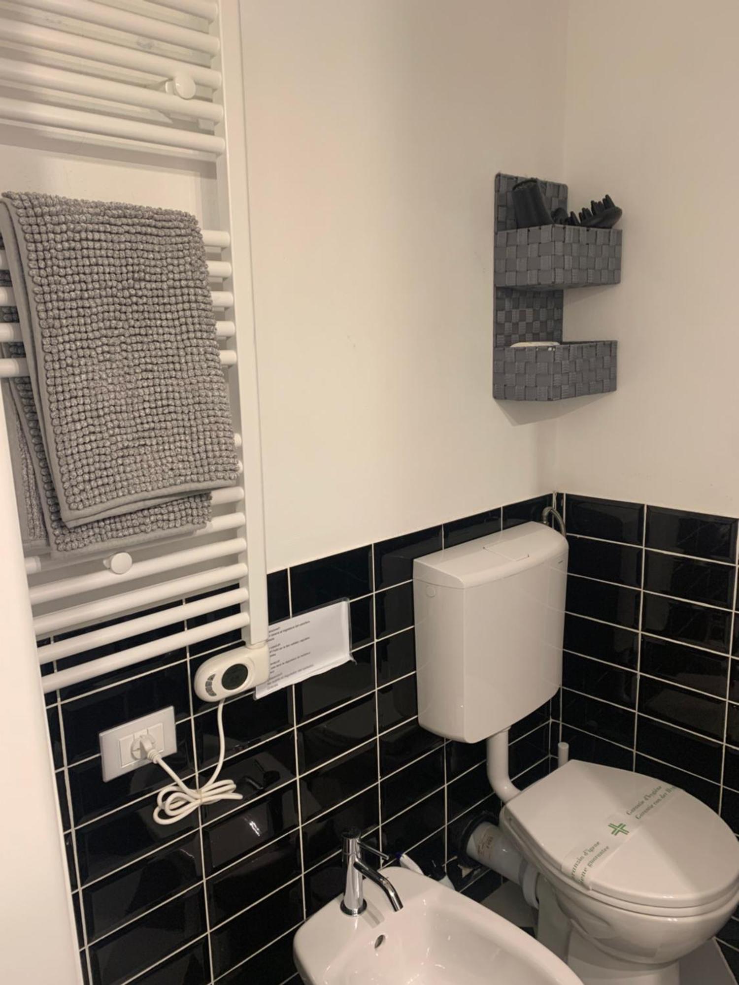 Casa Cimella, Un Nido Nel Cuore Del Porto Antico Cod Citra 010025-lt-2629 Gênes